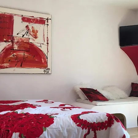 Les Hotes Du Ranquet Bed & Breakfast Tornac